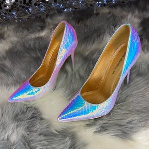 SHOE REPUBLIC LA REFLECTIVE HEELS💜💙